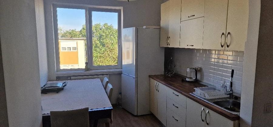 Apartament cu 2 camere semidecomandat în Decebal