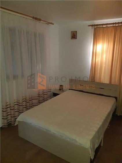 Casă individuală cu 4 camere cu Teren 2672 Mp în Râmnicelu