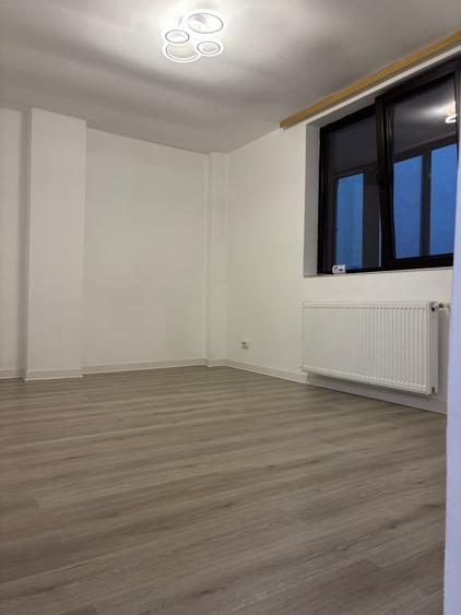 Apartament cu 2 camere semidecomandat în Sebastian