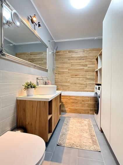 Apartament cu 2 camere decomandat în Florești