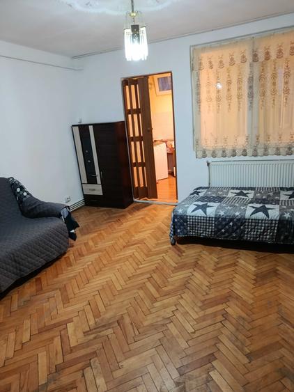 Garsonieră semidecomandată în Central