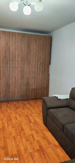 Apartament cu 2 camere decomandat în Crângași