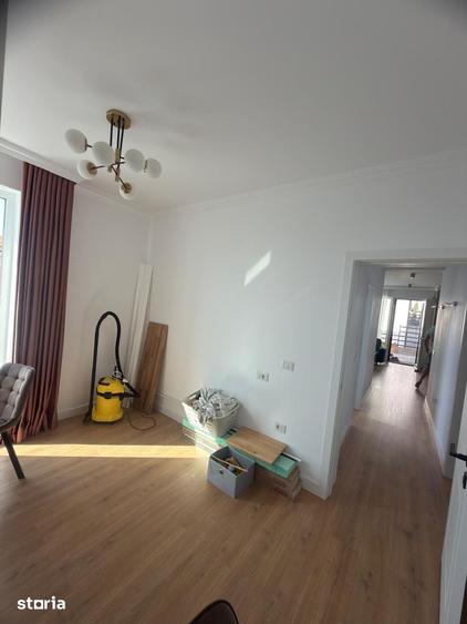 Casă cu 4 camere cu Teren 300 Mp în Moara