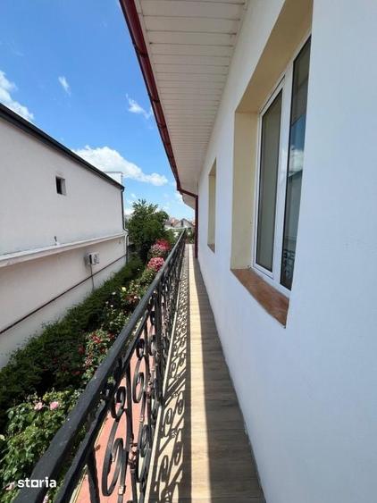 Casă cu 5 camere cu Teren 1128 Mp în Popoveni