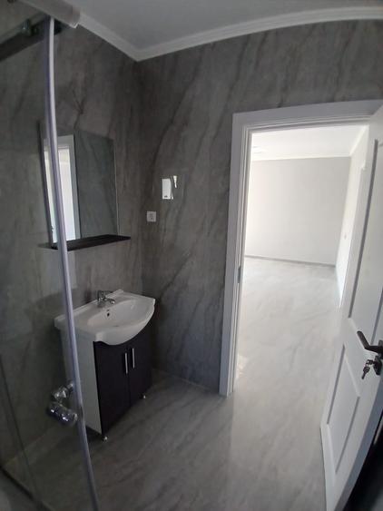 Casă individuală cu 3 camere cu Teren 220 Mp în Năvodari