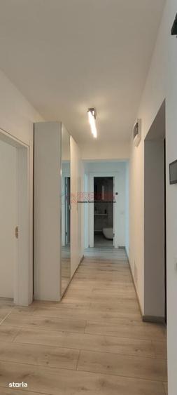 Apartament cu 3 camere în Olteniței