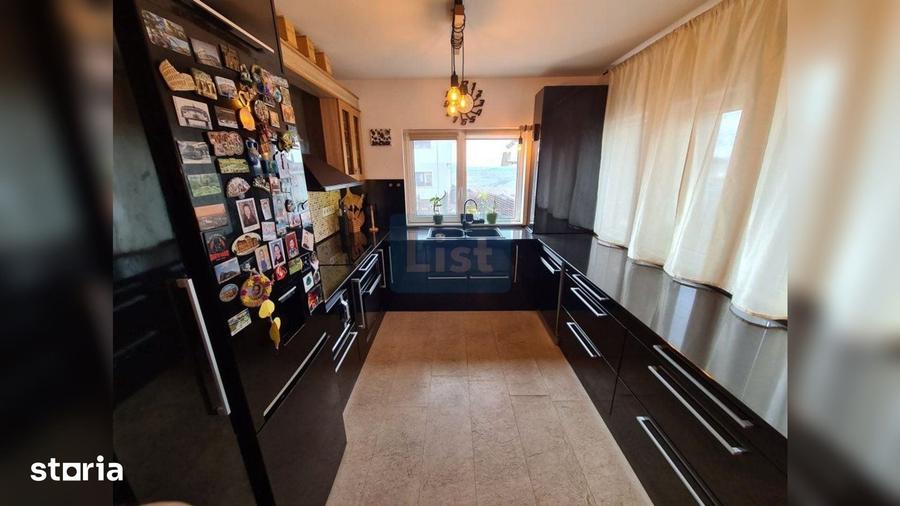 Casă cu 4 camere cu Teren 350 Mp în Apahida
