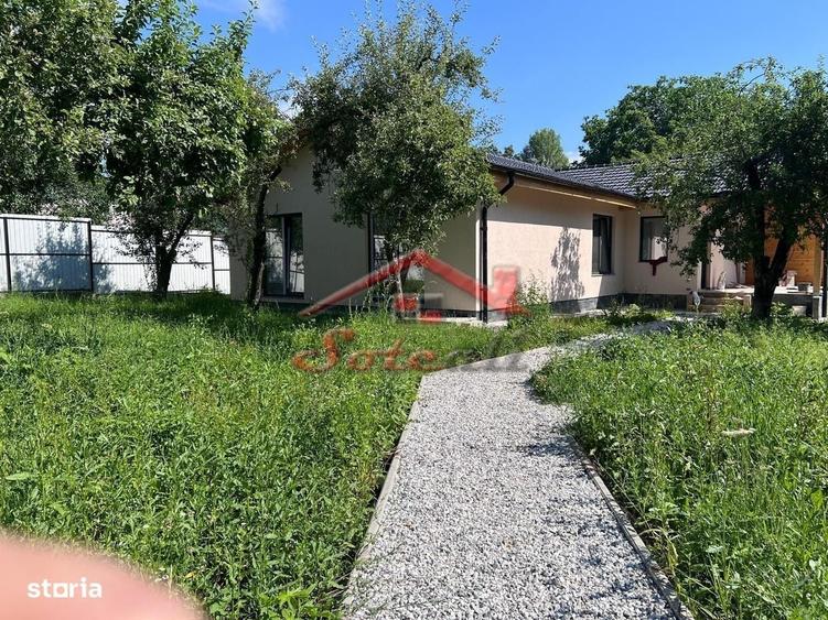 Casă cu 3 camere cu Teren 1030 Mp în Central