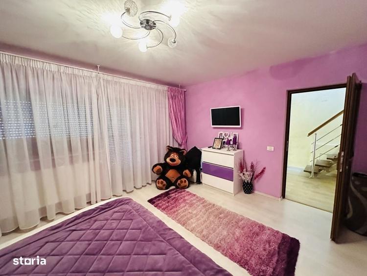 Casă cu 4 camere în Dudu