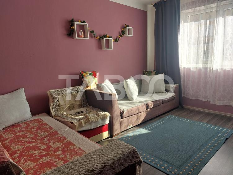 Apartament cu 3 camere decomandat, mobilat în Cisnădie