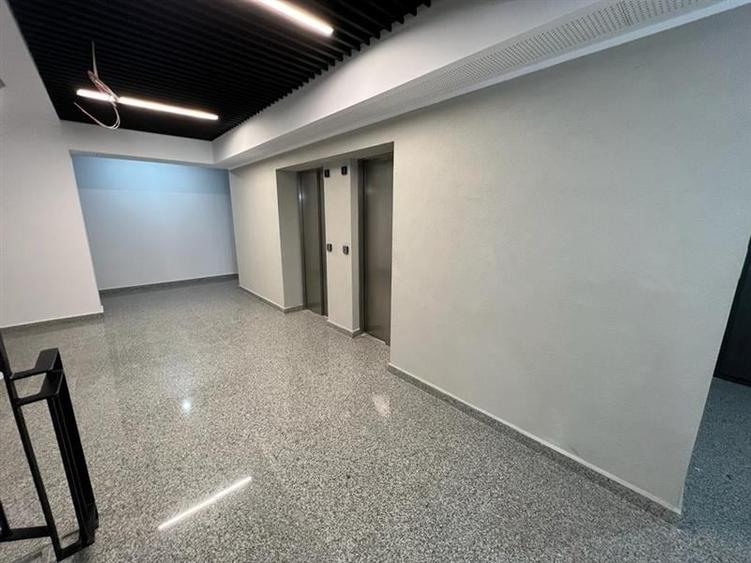 Apartament cu 3 camere decomandat în Rahova