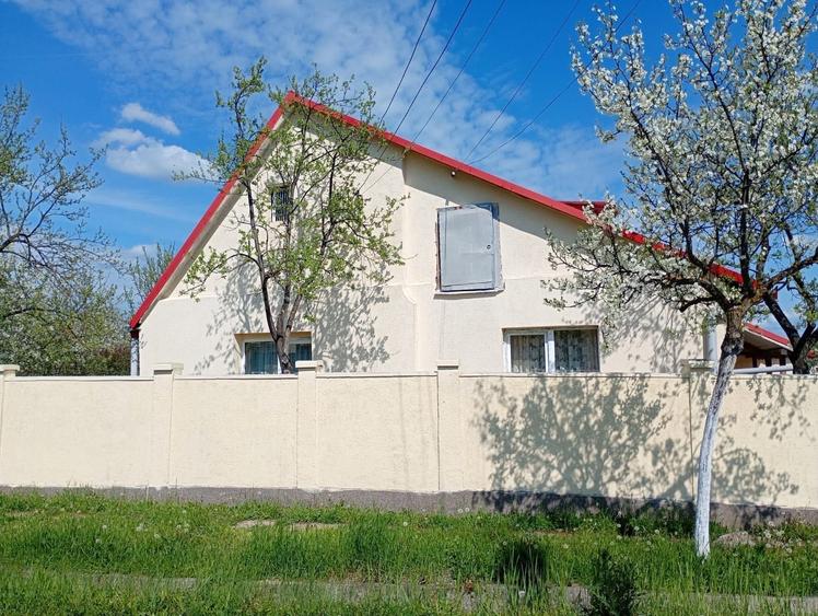 Casă cu 4 camere în Herneacova