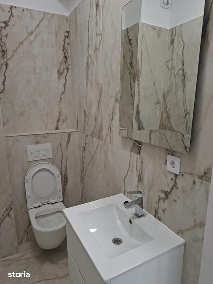 Spațiu comercial, de 65 mp, în Central