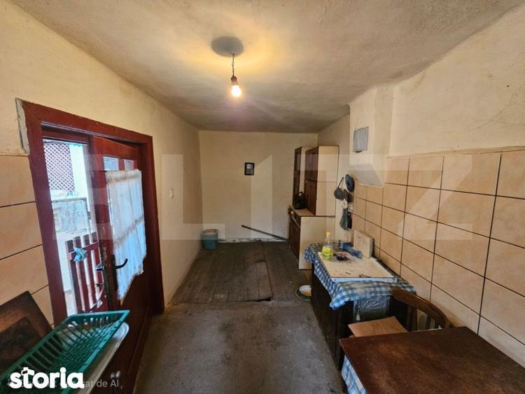 Casă cu 4 camere cu Teren 400 Mp în Central
