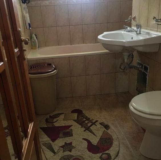 Apartament cu 2 camere semidecomandat în Republicii