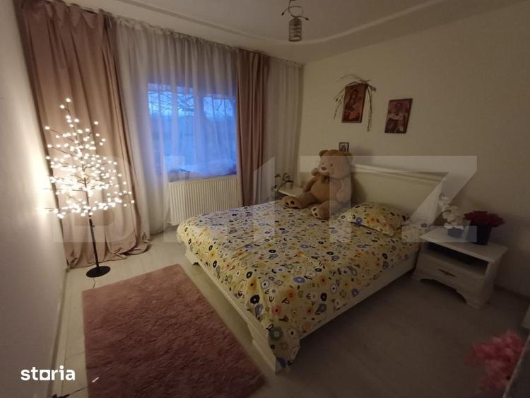 Apartament cu 3 camere decomandat în Debarcader