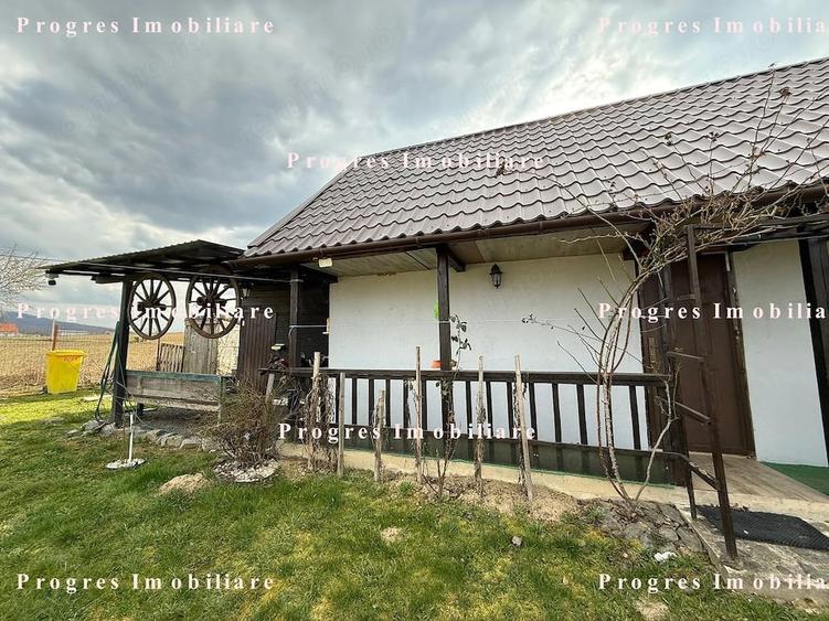 Casa Surduc-Langa lac-3 camere-Teren 400 mp-Intabulata in CF-Utilita?i-43.000 euro neg.-Comision 0 - 5