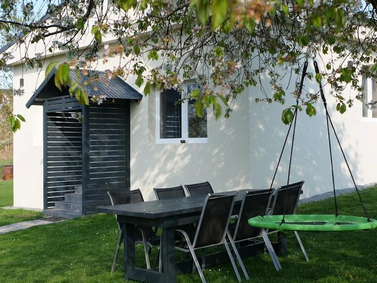 Casă cu 5 camere cu Teren 780 Mp în Râu de Mori