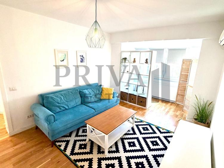 Apartament cu 3 camere decomandat, mobilat în Tipografilor
