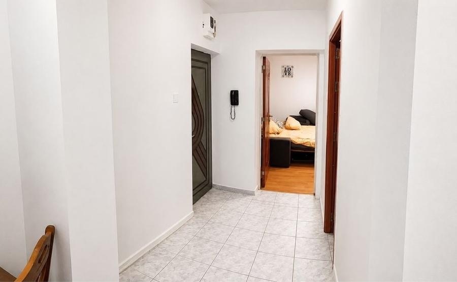 Apartament cu 2 camere decomandat în Ostroveni