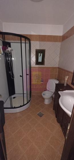 Casă individuală cu 5 camere cu Canalizare în Sud