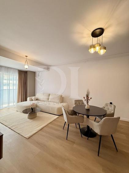 Apartament cu 2 camere semidecomandat, mobilat în Florești