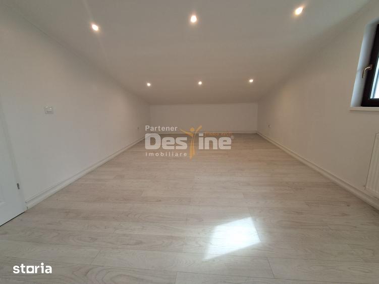 Casă cu 6 camere cu Teren 500 Mp în Miroslava