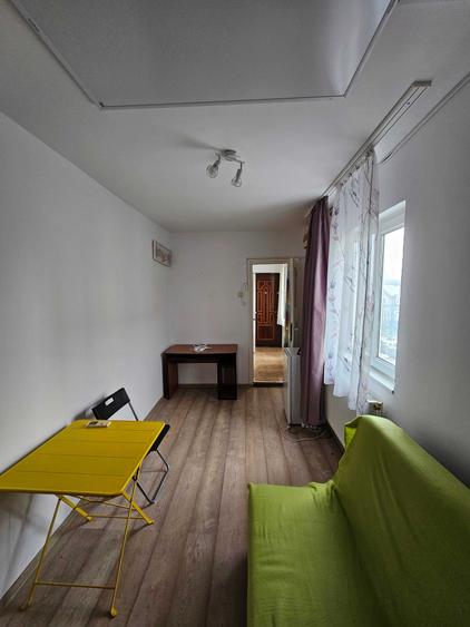 Garsonieră nedecomandată în Complex Studențesc