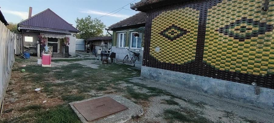 Casă cu 5 camere cu Teren 3000 Mp în Alparea