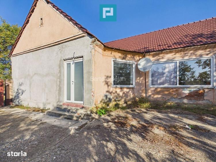 Casa cu teren 983 mp, front stradal 30 m, Cicir