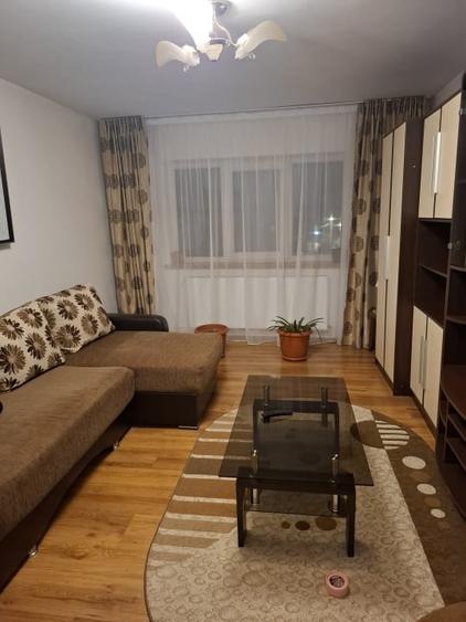 Apartament cu 2 camere decomandat, mobilat în Filiași