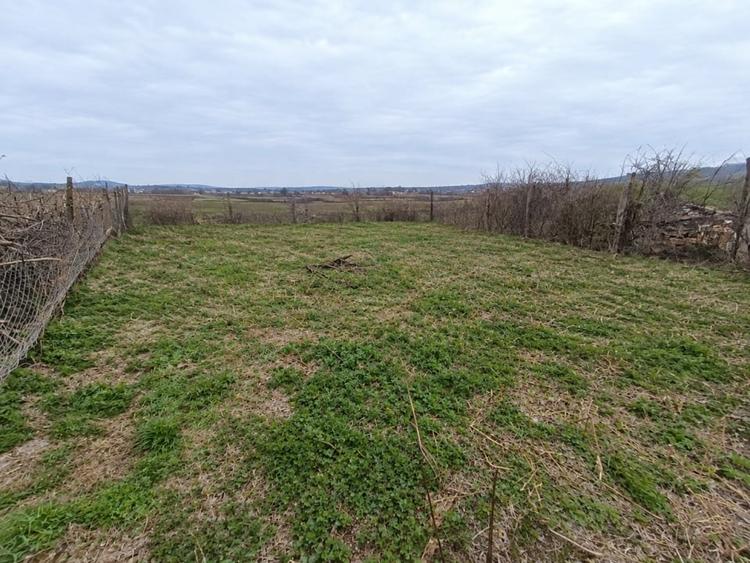 Teren Construcții intravilan de 480 mp, în Straja