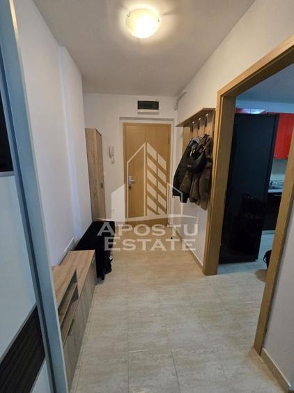 Apartament cu 2 camere semidecomandat, mobilat în Torontalului