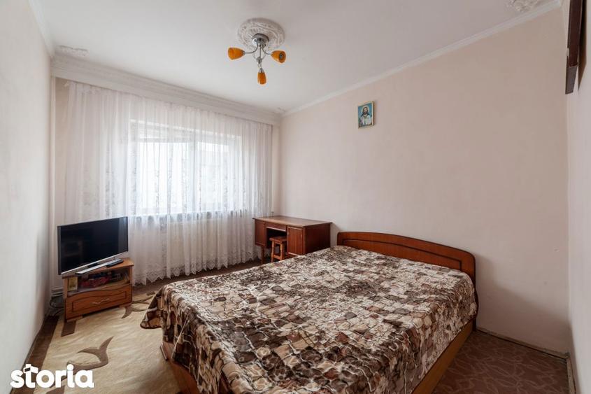 Apartament cu 3 camere decomandat în Central