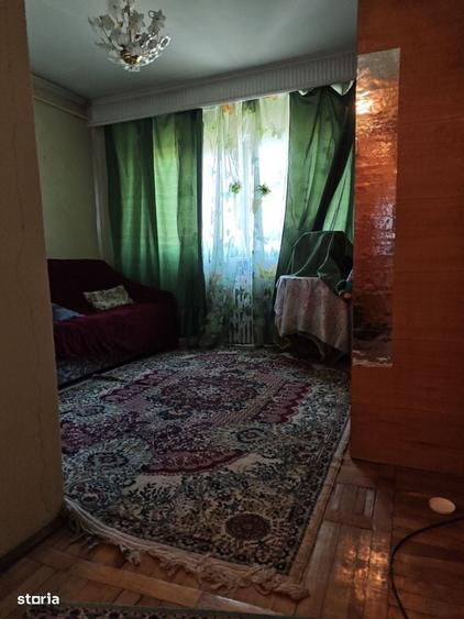 Apartament cu 3 camere în Eremia