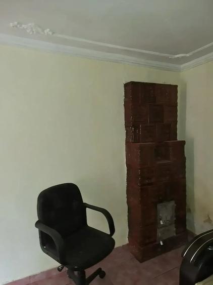 Casă cu 4 camere în Stejaru