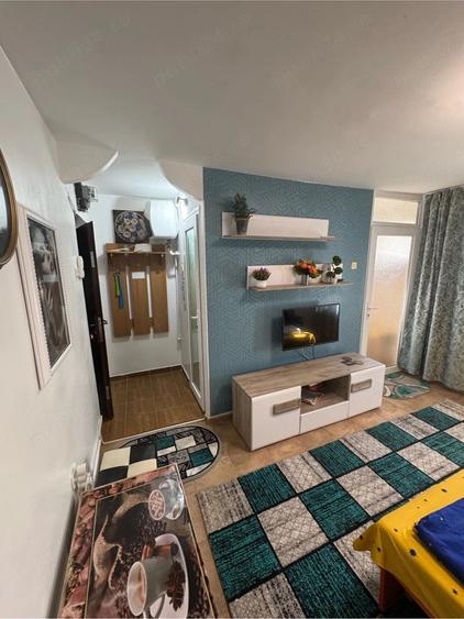 Apartament cu 3 camere decomandat în Tomis Nord
