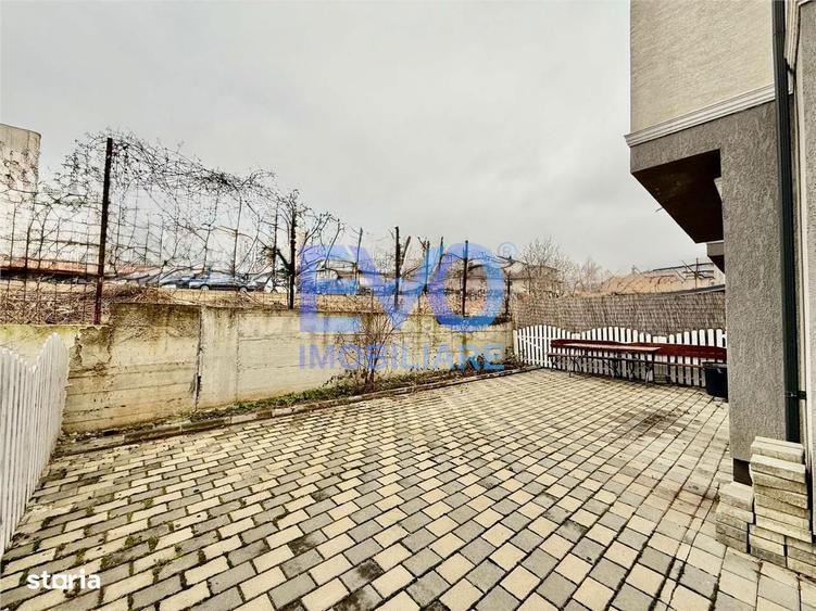 Apartament cu 3 camere decomandat în Galata