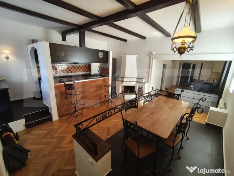 Apartament cu 4 camere semidecomandat în Ultracentral