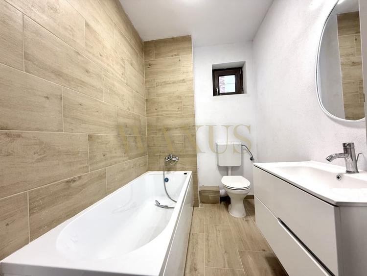 Apartament cu 3 camere semidecomandat, mobilat în Borhanci