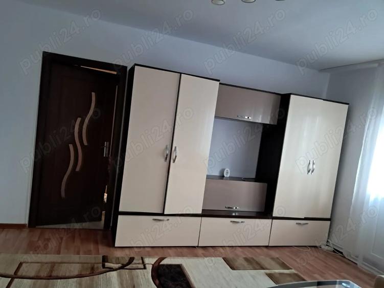Apartament cu 2 camere semidecomandat în Vitrometan