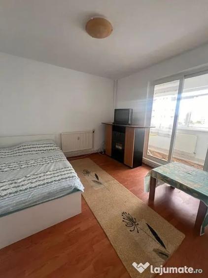 Apartament cu 2 camere decomandat în Mazepa 1