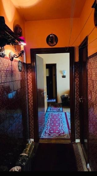 Apartament cu 3 camere semidecomandat în Baba Novac