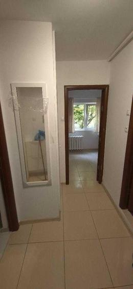 Garsonieră decomandată, mobilată în Brâncoveanu