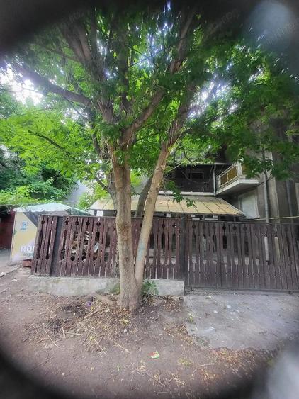 Casă cu Teren 117 Mp în Central