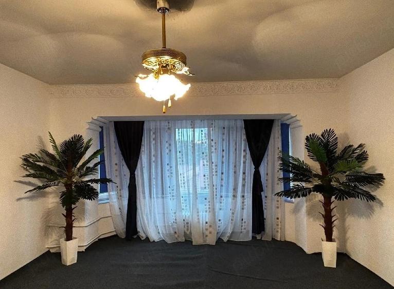 Apartament cu 3 camere decomandat în Stadion