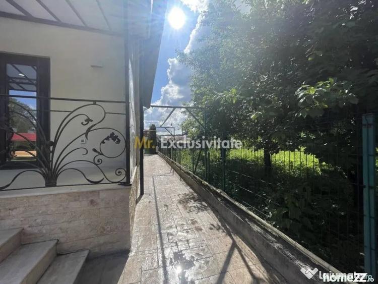 Casă cu 7 camere cu Teren 1042 Mp în Cornu