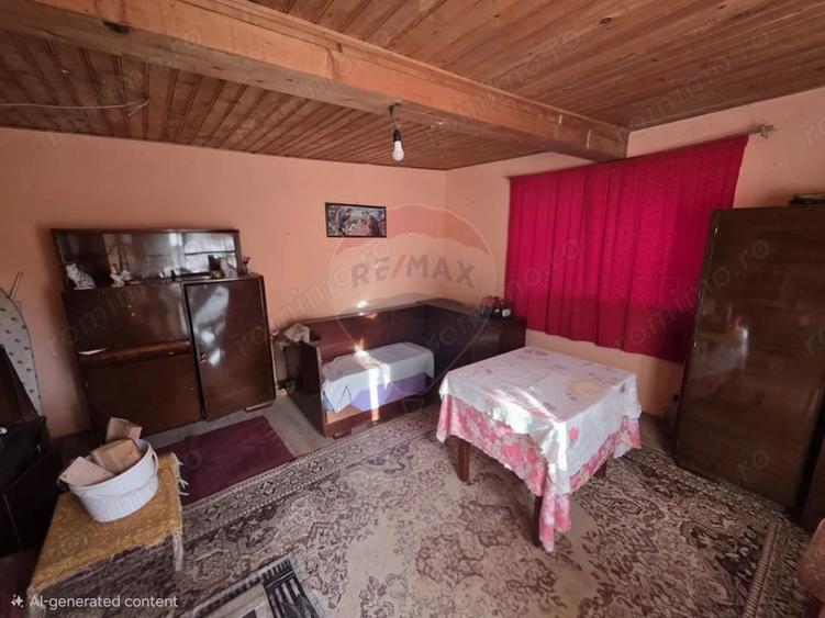 Casă cu Teren 2880 Mp în Giulvăz