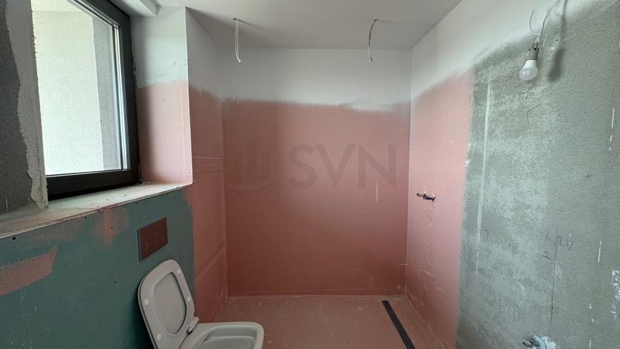 Apartament cu 3 camere decomandat în Barbu Văcărescu