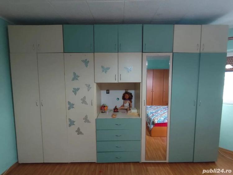 Casă cu 3 camere în Central